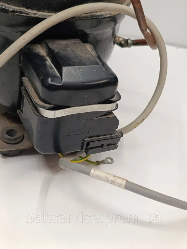 Компресор  до холодильника Matsushita DC110E10RAW5R600a Б/У, изображение 4