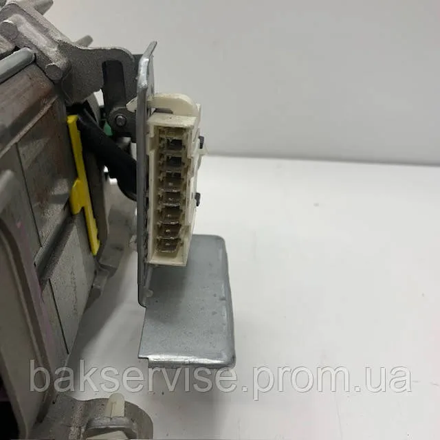 Двигун (мотор) для пральної машини UM676060T235-01 8-контактний б/у, изображение 4