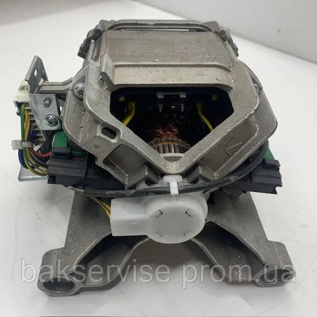 Двигун (мотор) для пральної машини UM676060T235-01 8-контактний б/у, изображение 5