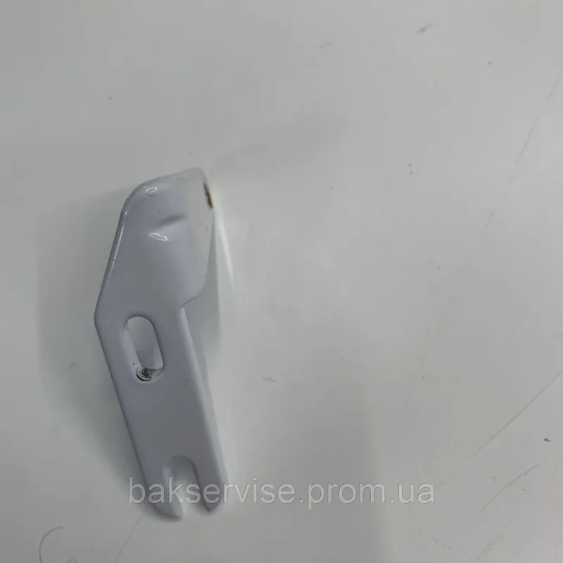 Петля дверей ліва для холодильника Indesit NBS 18AA C00855032 б/у, изображение 7