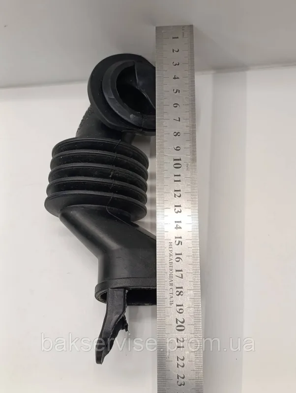 Патрубок для пральної машини Hotpoint-Ariston Aqualtis 144002746-00 Б/У, изображение 4