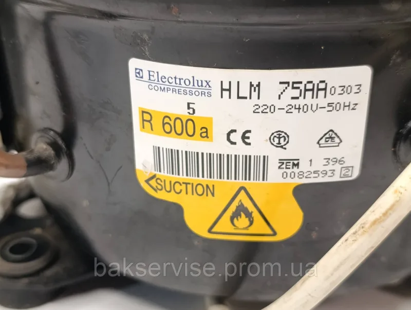 Компресор  до холодильника HLM75AA Electrolux 2425108152 R600a Б/У, зображення 3