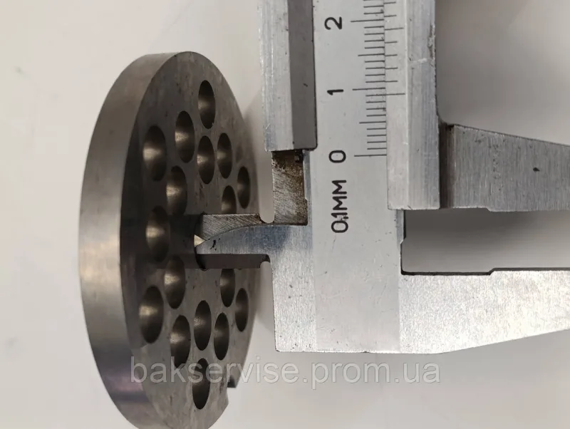 Решітка(сито) для м'ясорубки Zelmer №8 86.3162 (велика) Bosch 755475 Original, изображение 7