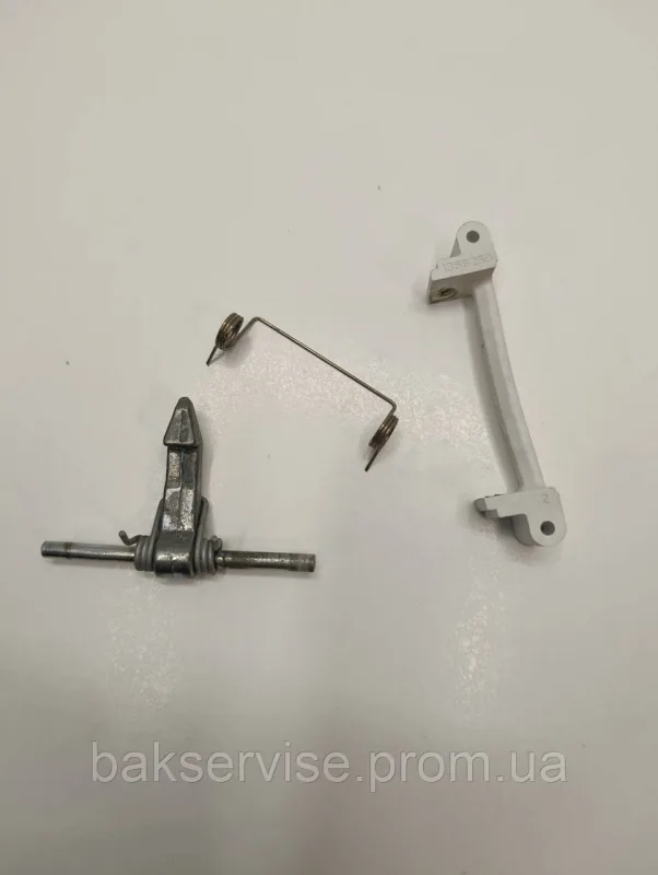 Комплект ручки дверки(гачок з кріпленням) до сушильної машини Electrolux 4055197901 Б/У, изображение 1