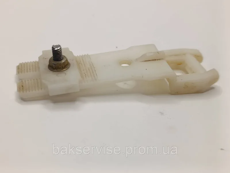 Фіксатор  замка дверей посудомийної машини Ariston LS 605 ST Б/У, зображення 2