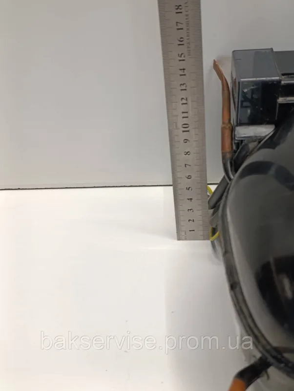 Компресор до холодильника Embraco VESA11C R600a Б/У, изображение 2