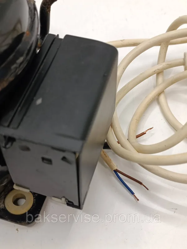 Компресор до холодильника Electrolux / ACC HST100AA R600а Б/У, зображення 4