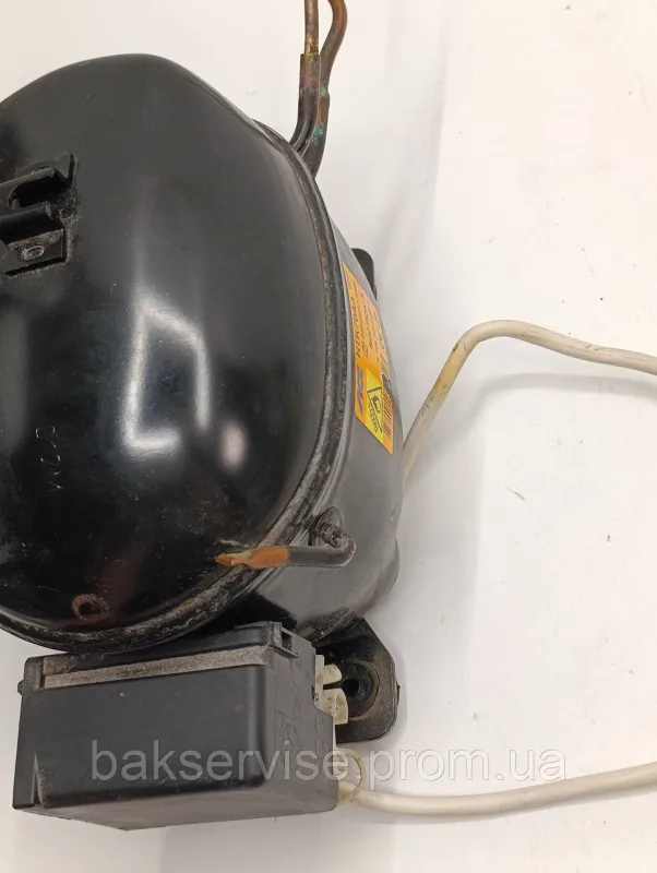 Компресор до холодильника Electrolux /Secop HTK70AA R600а Б/У, зображення 7